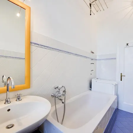 Daire Comfy Two Bedroom Ljubljana